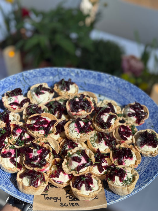 Croustades: Goats Cheese & Beetroot Salsa (24x)