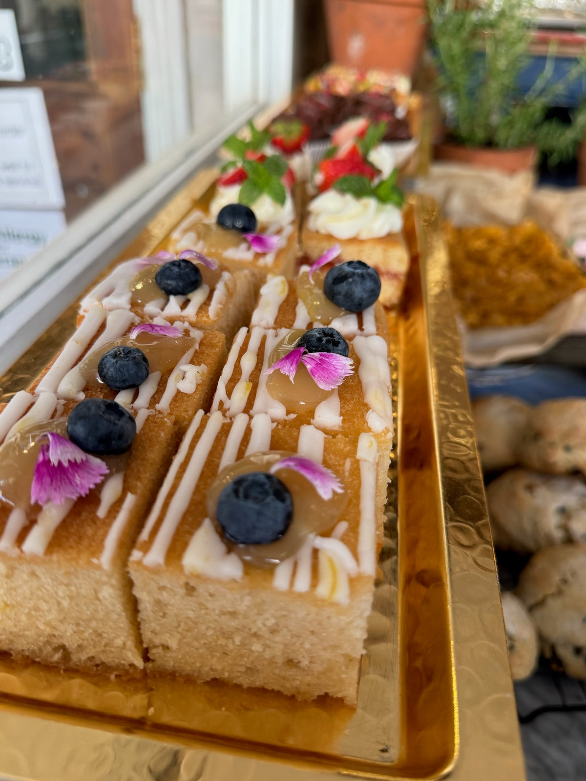 Mini Cakes (Individual)